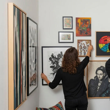 7 Smart Tips for Choosing Art for Small Spaces - About Wall Art