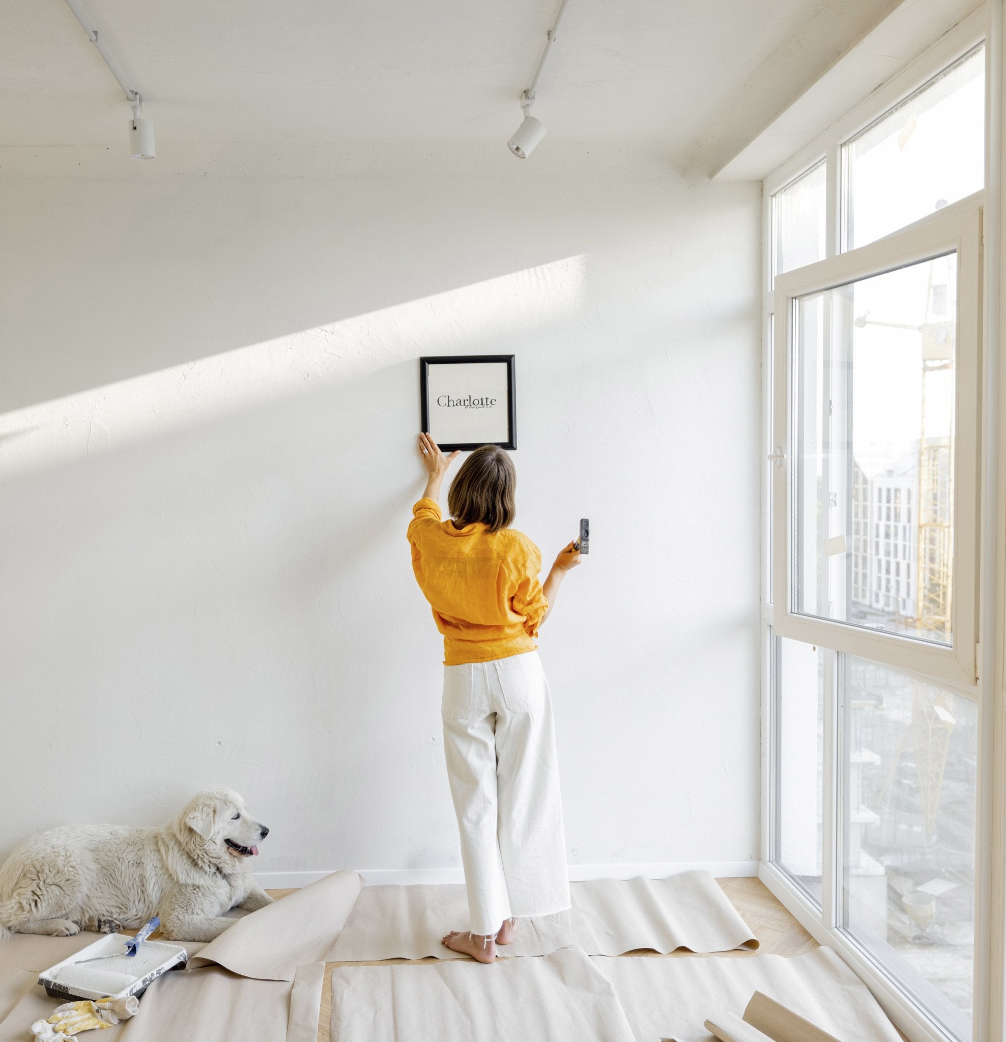 Solving Wall Blankness with Well-Placed Pictures for Lounge Rooms - About Wall Art