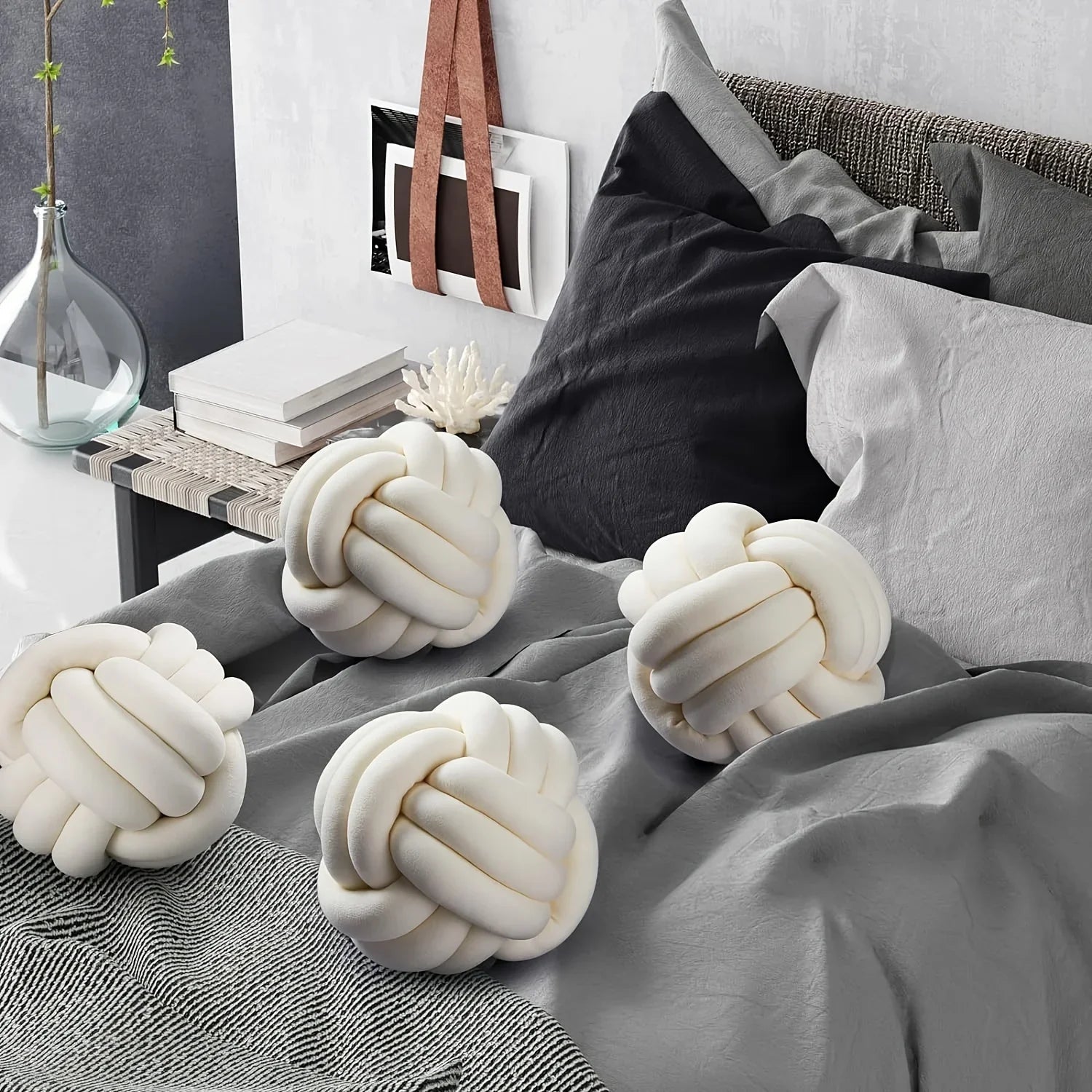 1pc Art Deco Striped Knot Pillow - Handmade, Soft Polyester.Cotton, Modern & Cozy Decorative Cushion for Homeand Sofa 9*9inch