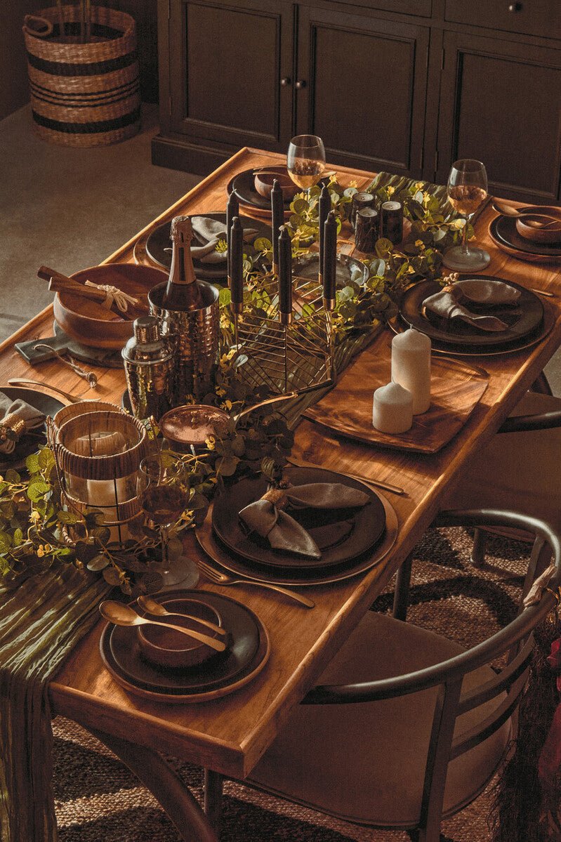 Avie 16 Piece Antique Gold Finish Cutlery Set