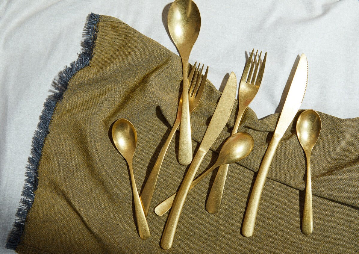 Avie 16 Piece Antique Gold Finish Cutlery Set