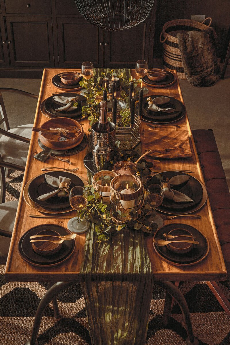 Avie 16 Piece Antique Gold Finish Cutlery Set