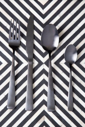 Avie 16 Piece Onyx Cutlery Set