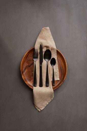 Avie 16 Piece Onyx Cutlery Set
