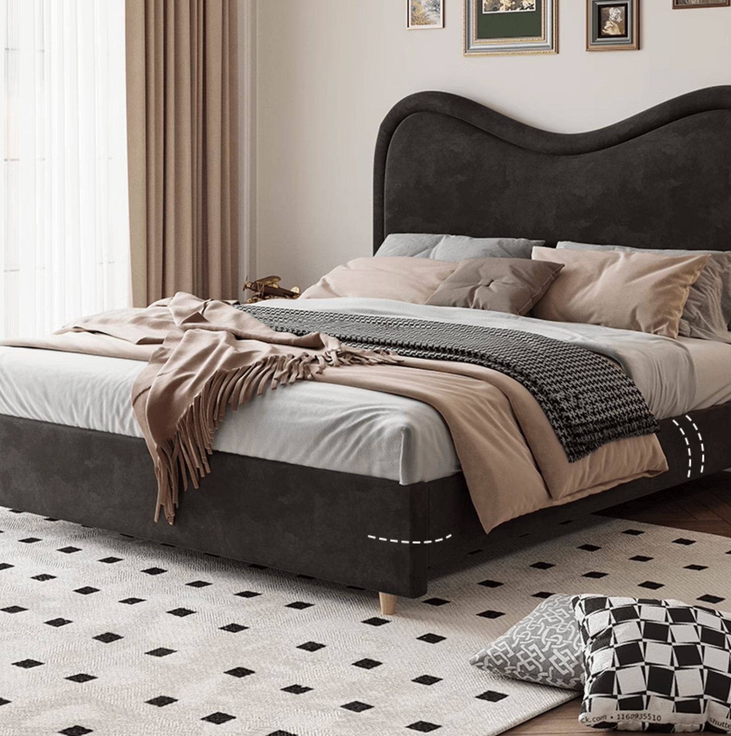 Baeyer King Size / Super King Size Bed, Velvet