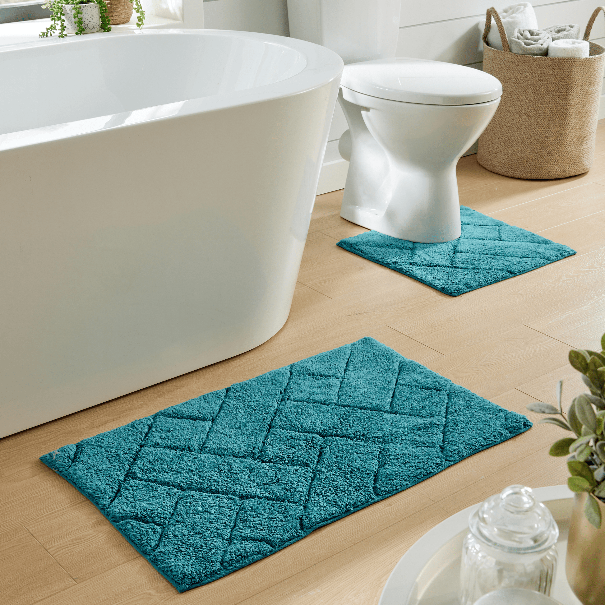 Bali Bath Mat & Pedestal Set Luxurious Super Absorbent Extra - Soft Cotton Mats for Bathroom Comfort and Style in Multiple Colours