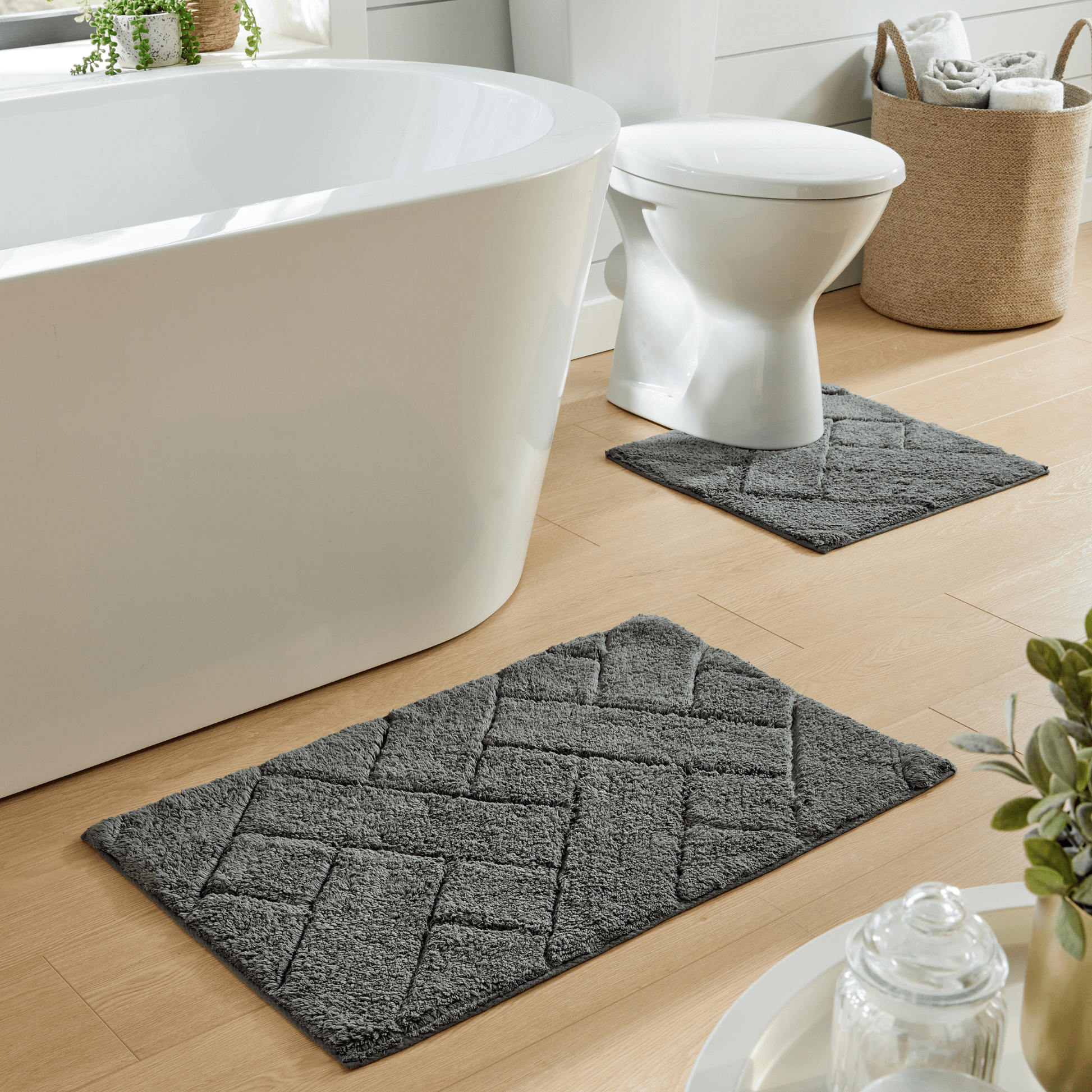 Bali Bath Mat & Pedestal Set Luxurious Super Absorbent Extra - Soft Cotton Mats for Bathroom Comfort and Style in Multiple Colours