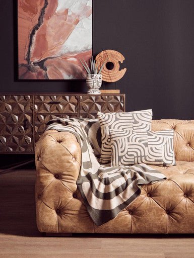 Barren Earthenware White And Black Planter