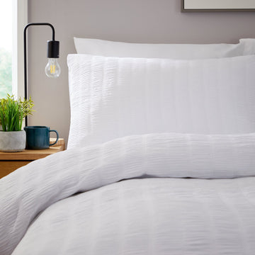 Belgravia White Microfibre Duvet Cover Set with Pillowcases Soft Easy Care Modern Quilt Bedding Bed Linen Set