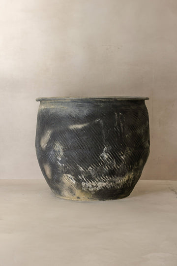 Big Old Grey Asian Pots - L014