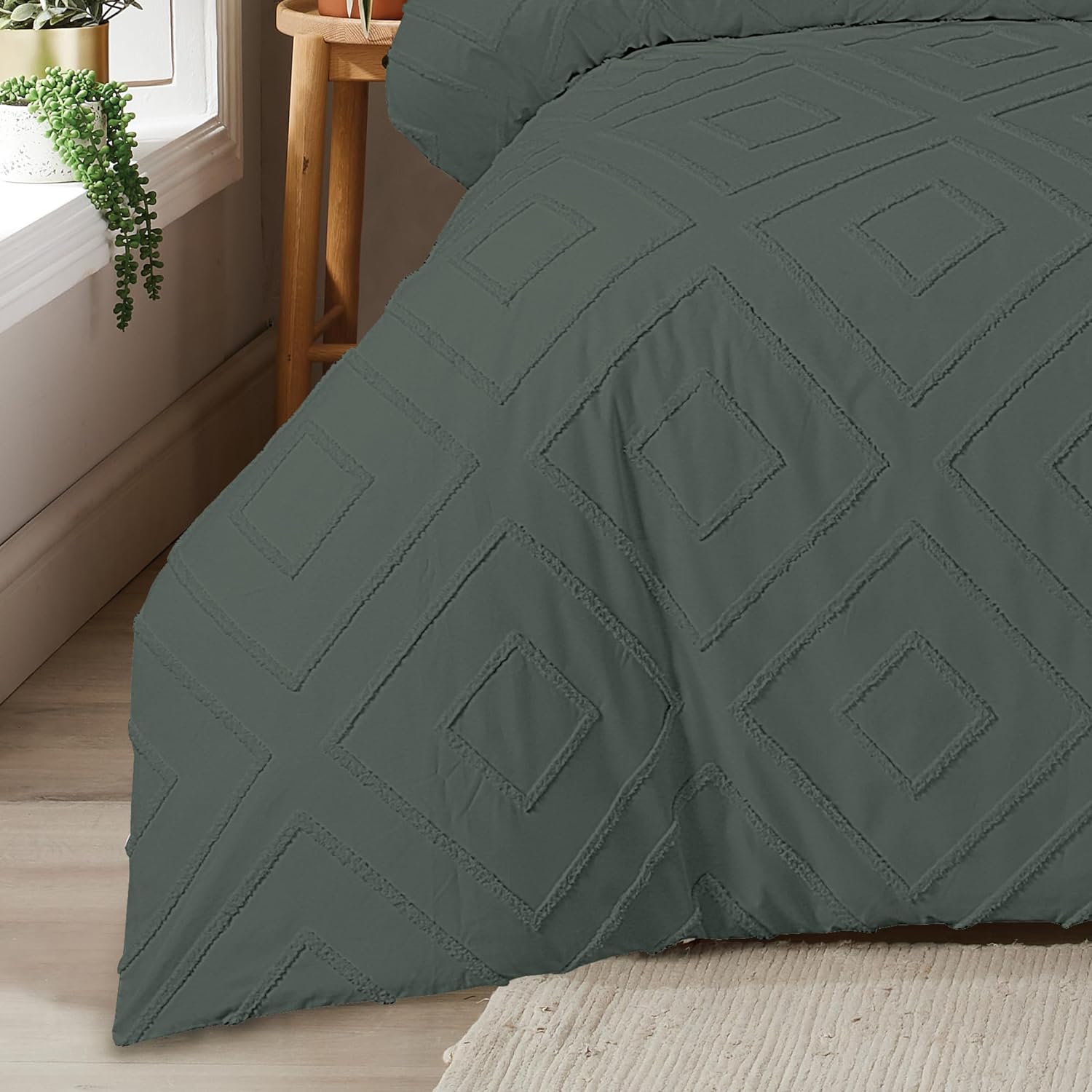 Como Tufted Duvet Cover Set with Pillowcases Grey Natural White Elegant Easy - Care Bedding Single Double King Sizes