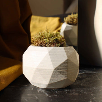 CONCRETE DIAGONAL POT