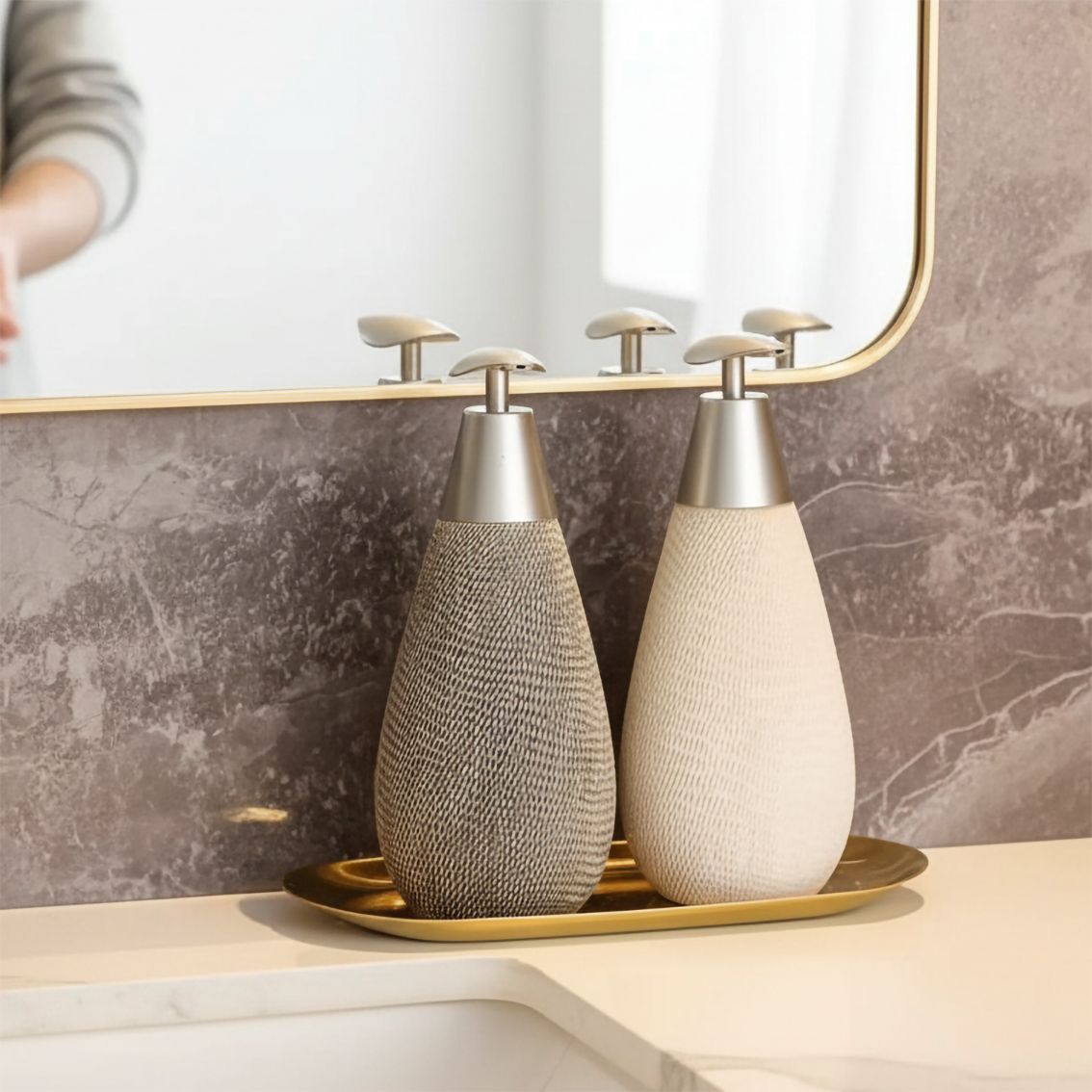 Creative Retro Style Ceramic Push-Type Soap Dispenser With Pump,  Hand Soap Bottle, Suitable For Bathrooms Kitchens And Toilets