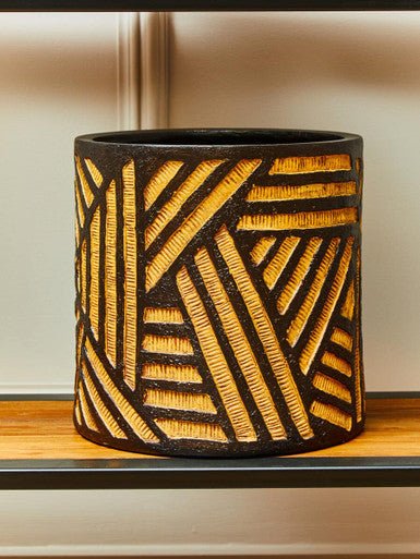 Darnell Natural And Black Planter