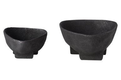Deriva Set of Two Textured Black Bowls