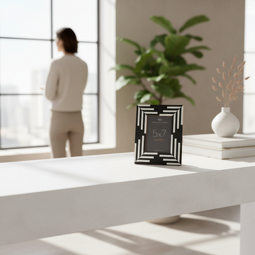 Donato 5In X 7In Black And White Stripe Photo Frame