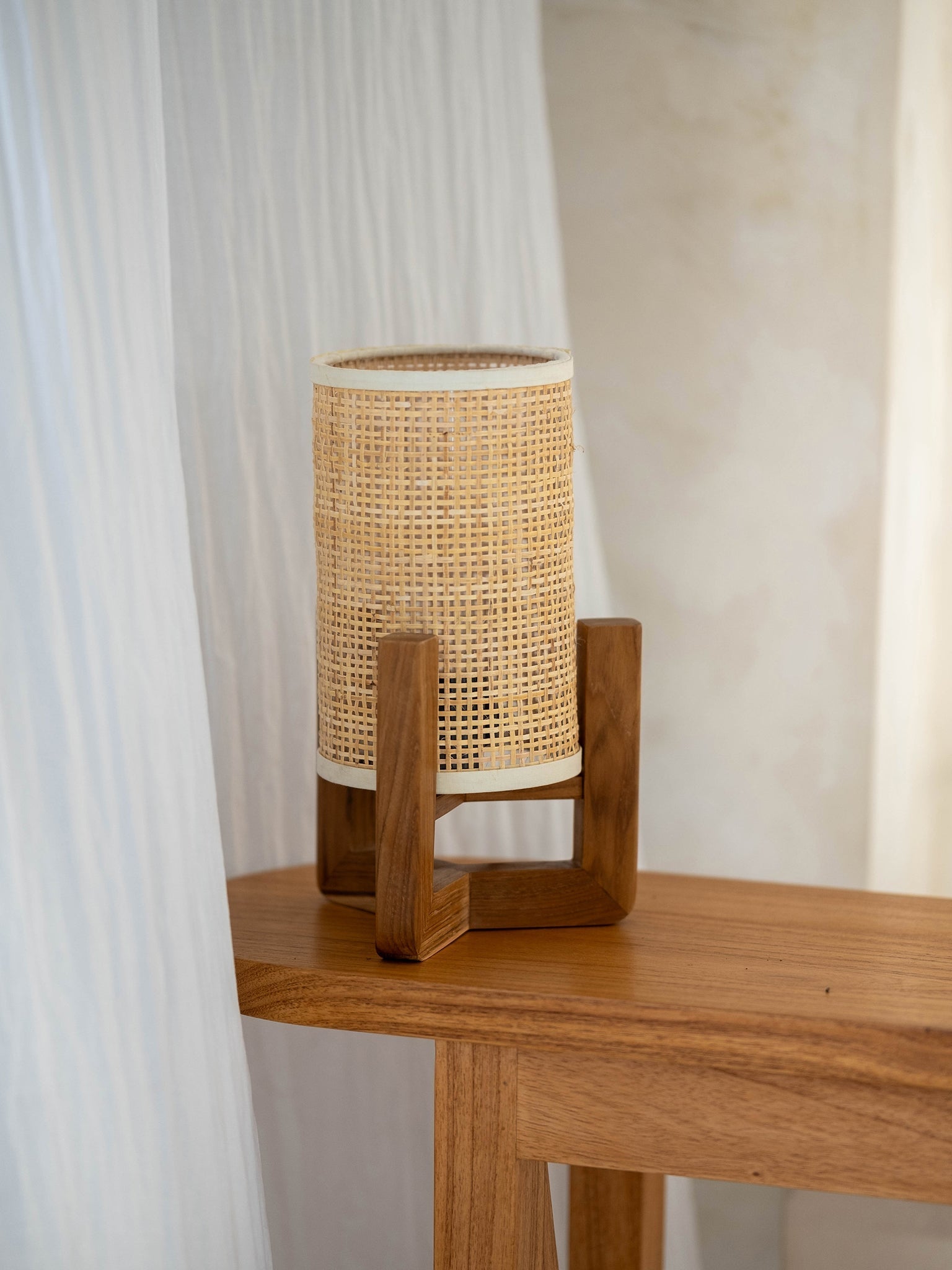 Fitri Rattan Lamp