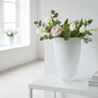 FLOWERVASE - WHITE by DutZ