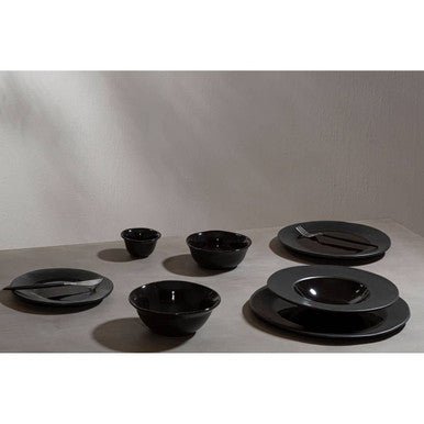Hygge Black Stoneware Pizza Plate