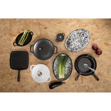 Hygge Oval Roaster