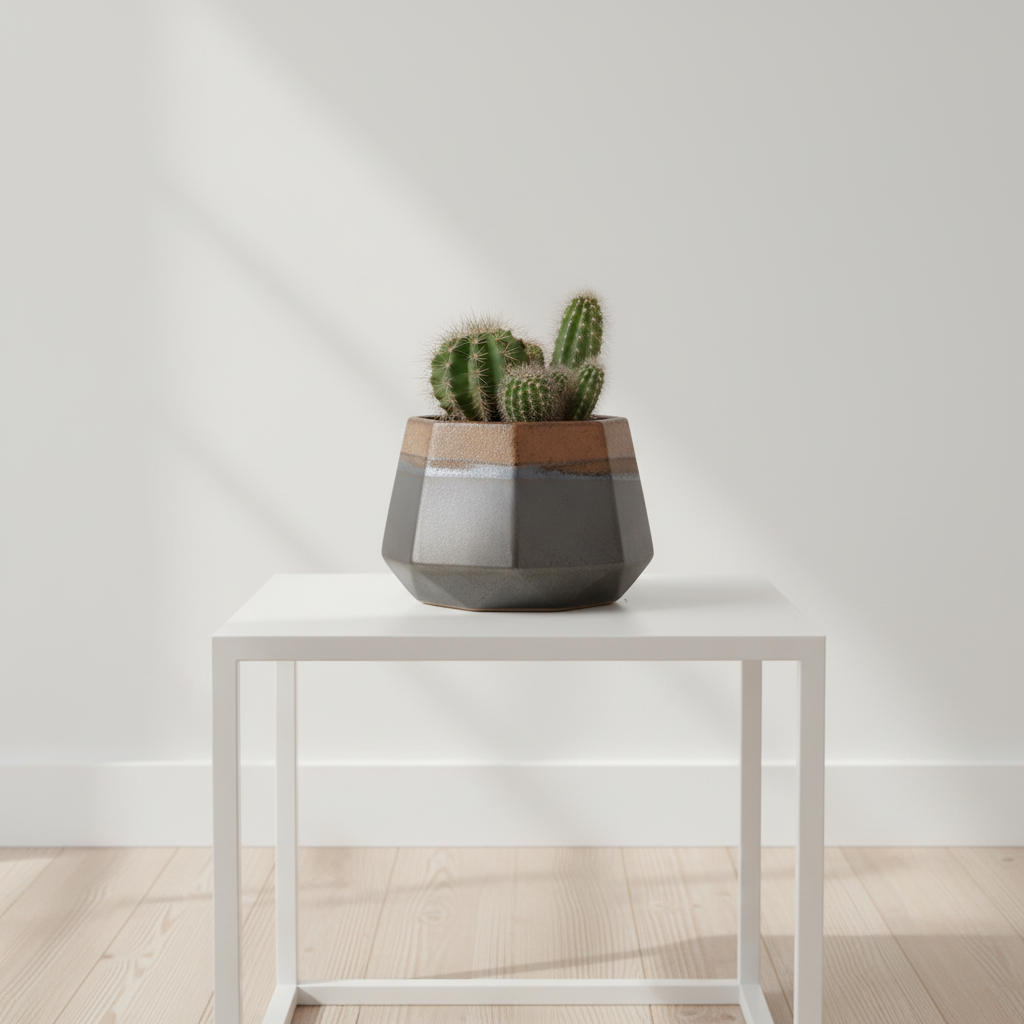 Jet Small Metallic Planter