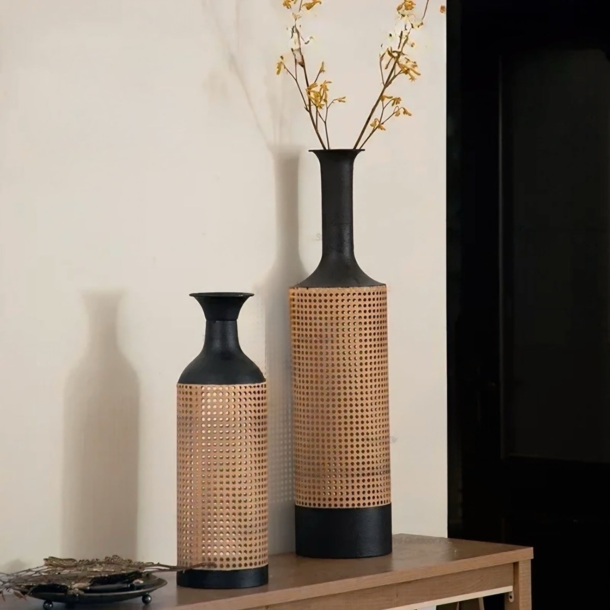 Kushi Vase