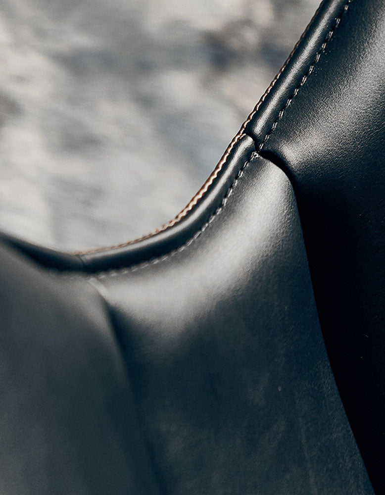 Lobster Lounge Chair, Black