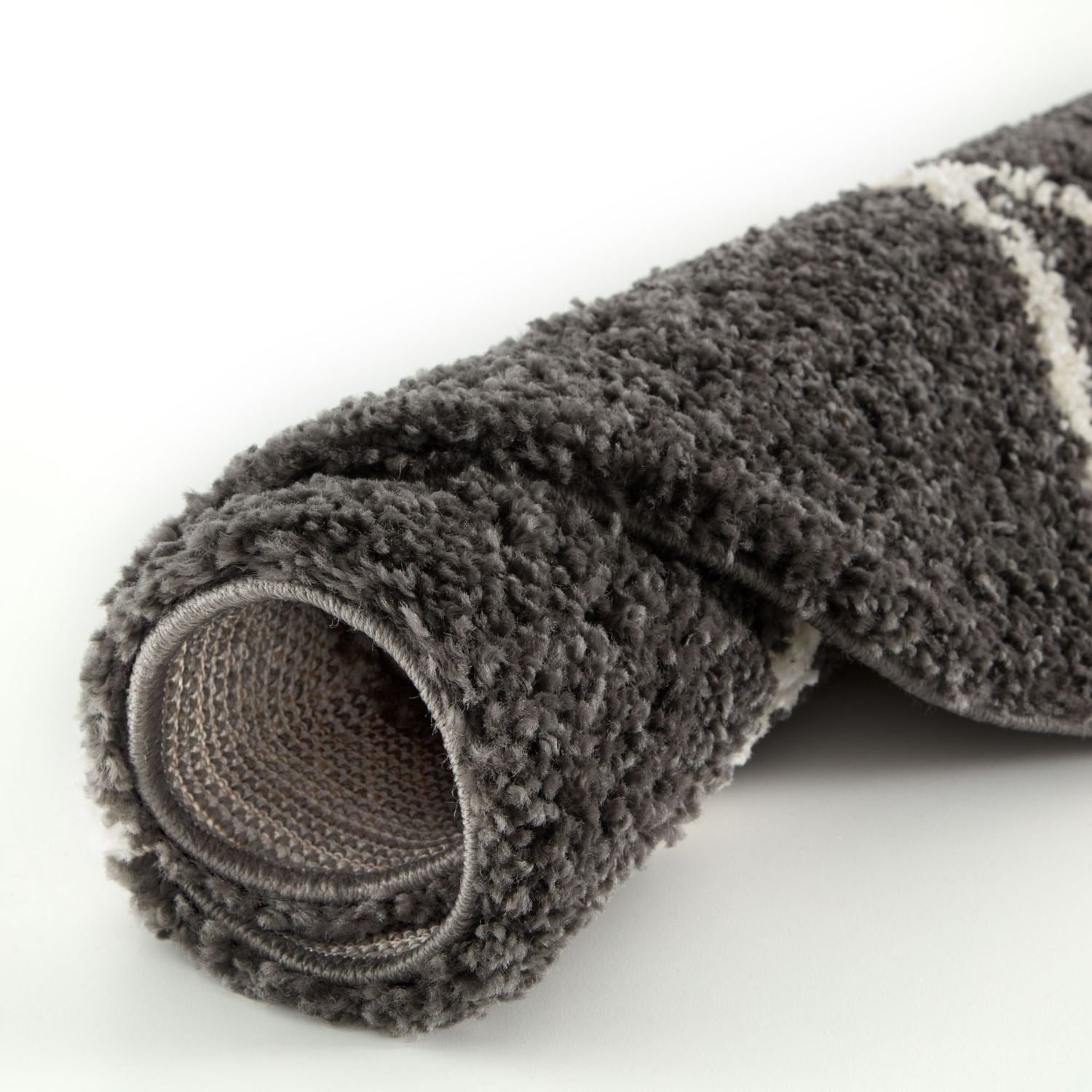 Moroccan Dark Grey Shaggy Rug | 540