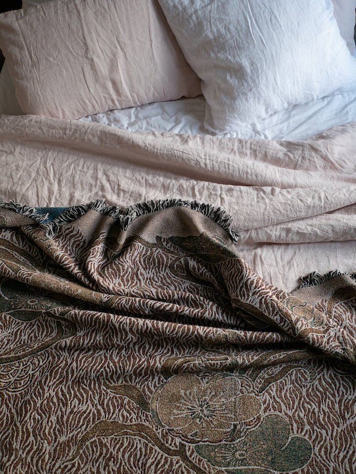 Nouveau Blossom Blanket