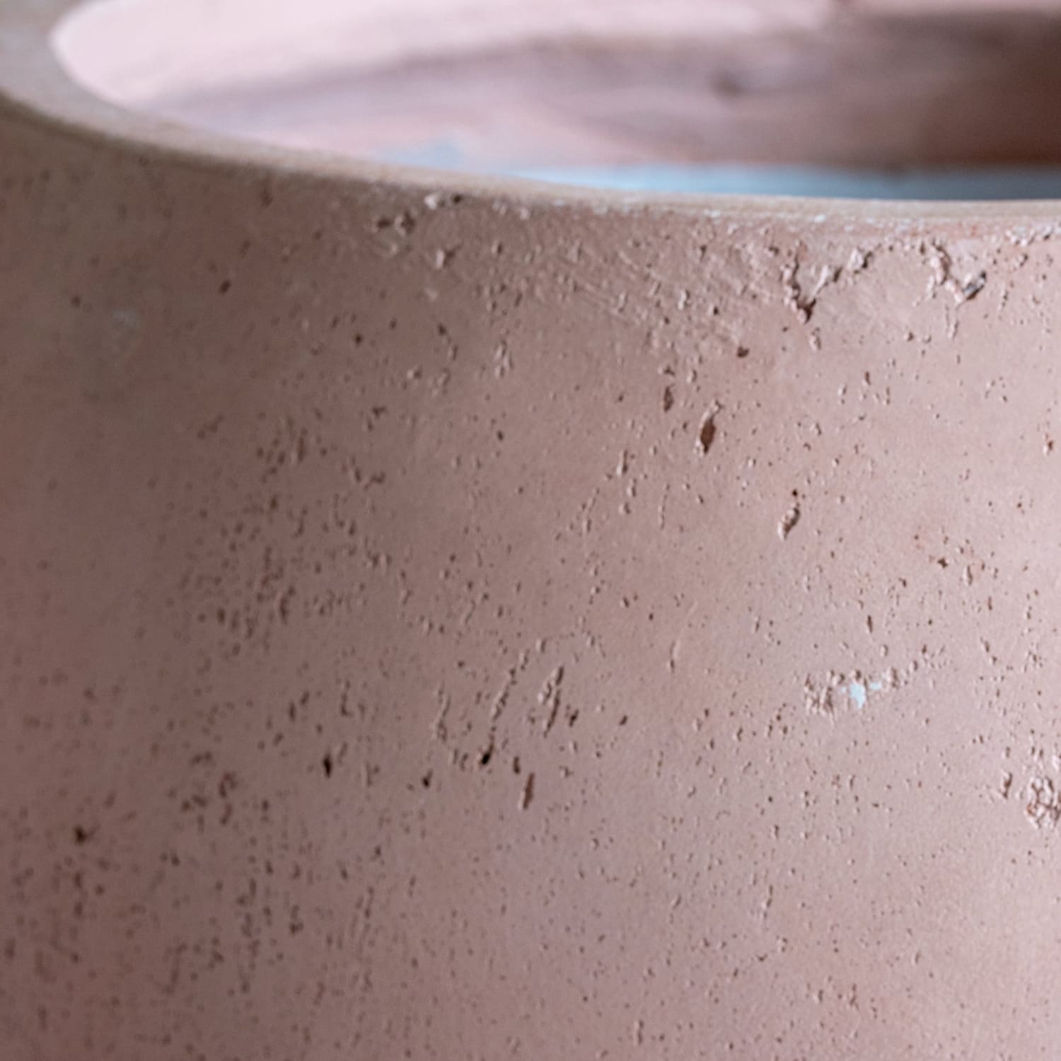 Orbello | Blushstone – 35cm Medium Concrete Sphere Planter – 25L Round Plant Pot