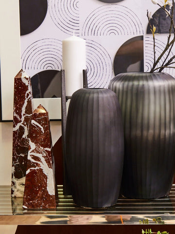 Salmo Small Red Marble Obelisk