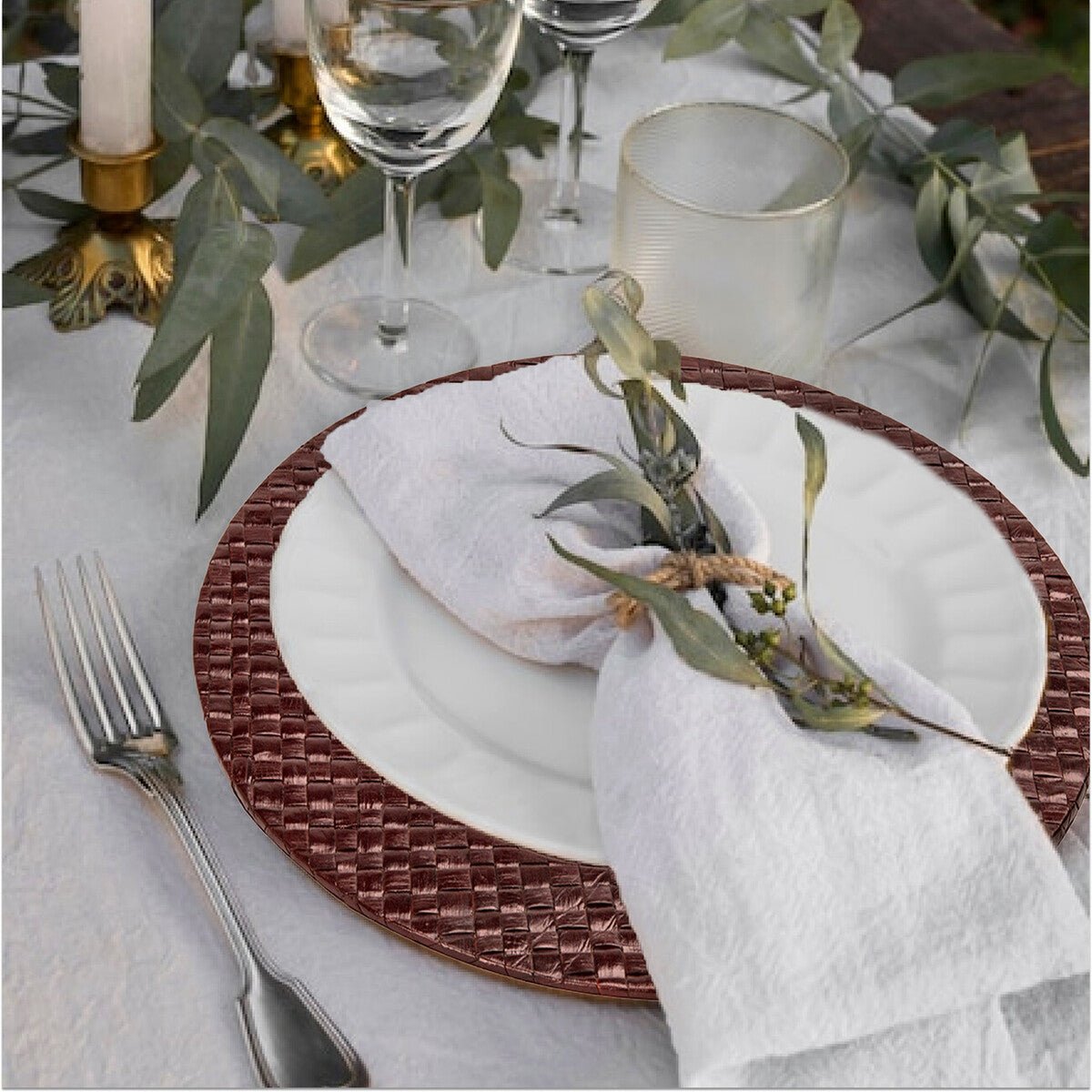 Set of Four 33cm Dia Pandanus Brown Charger Plates