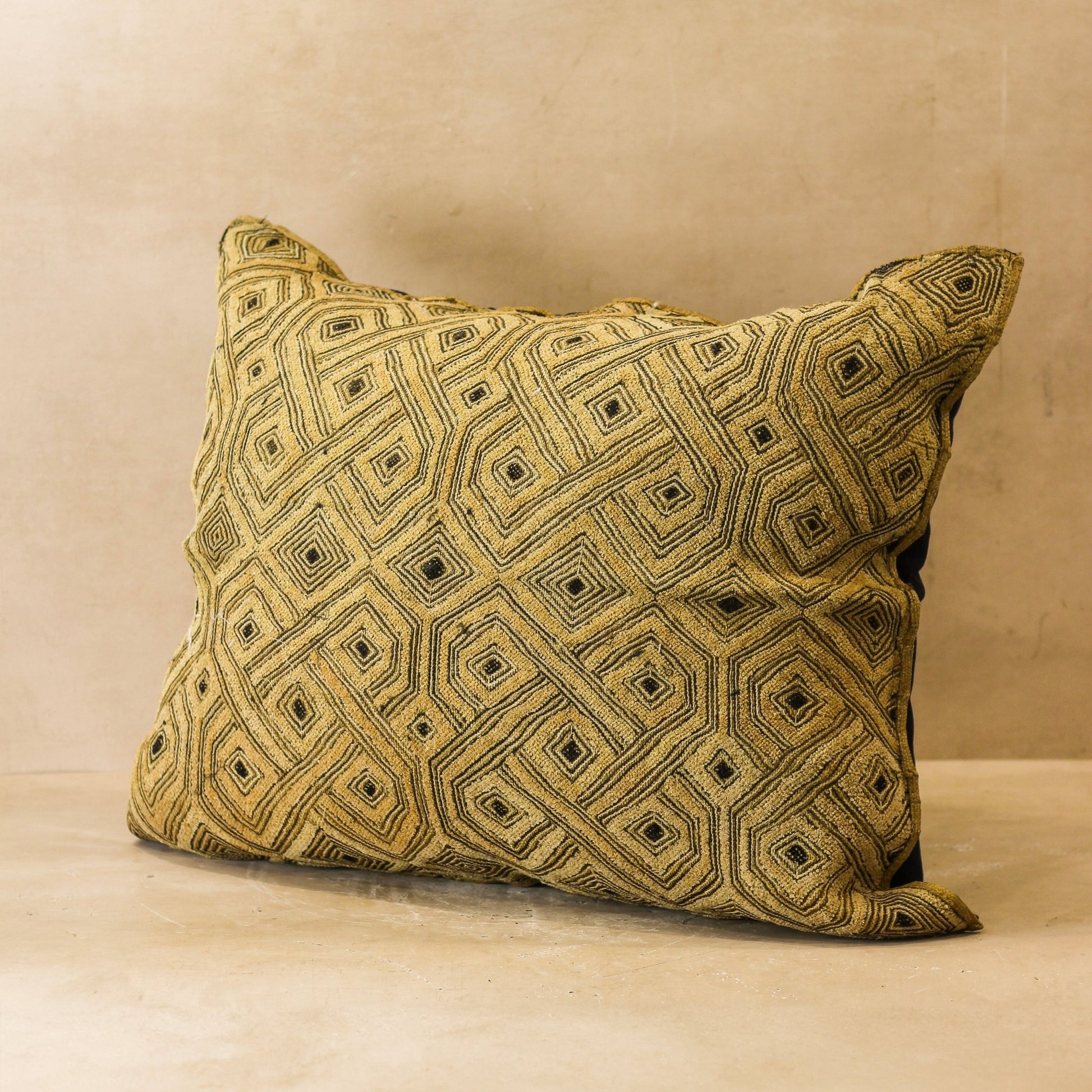 Showa Cloth Cushion Large