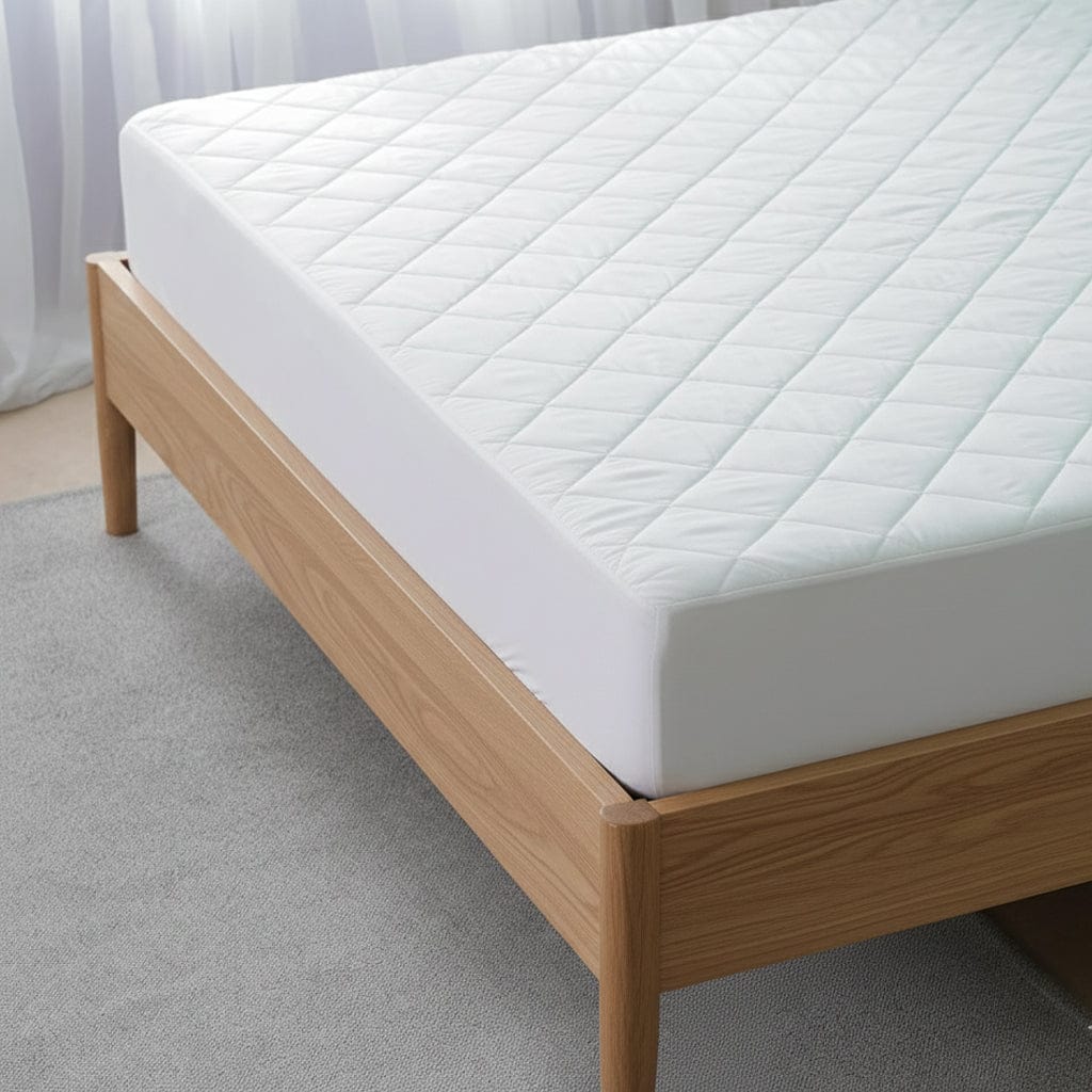 Superb Quilted Extra Deep Mattress Protector Microfibre Top for All Bed Sizes Premium Bedding Protection