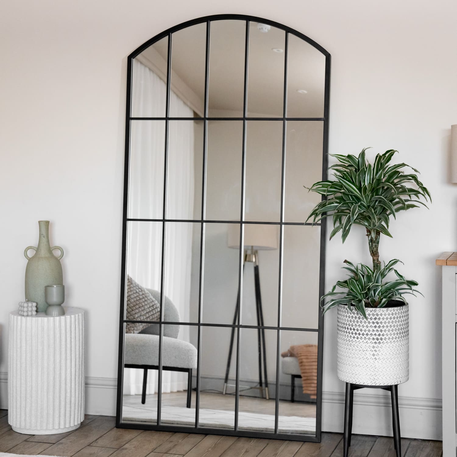 Tomi - Full Length Black Metal Arched Lattice Window Mirror - 150cm x 60cm.