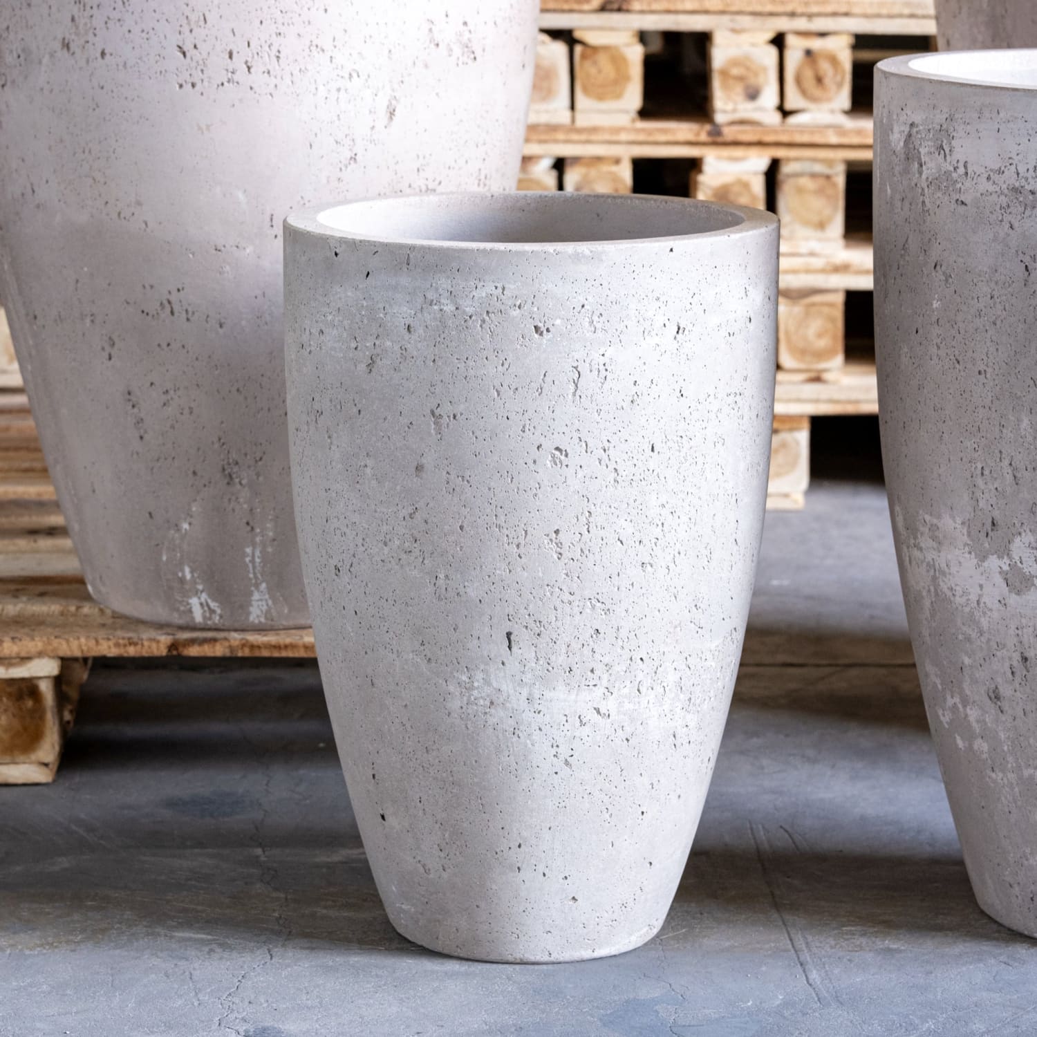 Vessara | Truffle – 55cm Tall Concrete Planter – 32L Vase - Style Plant Pot