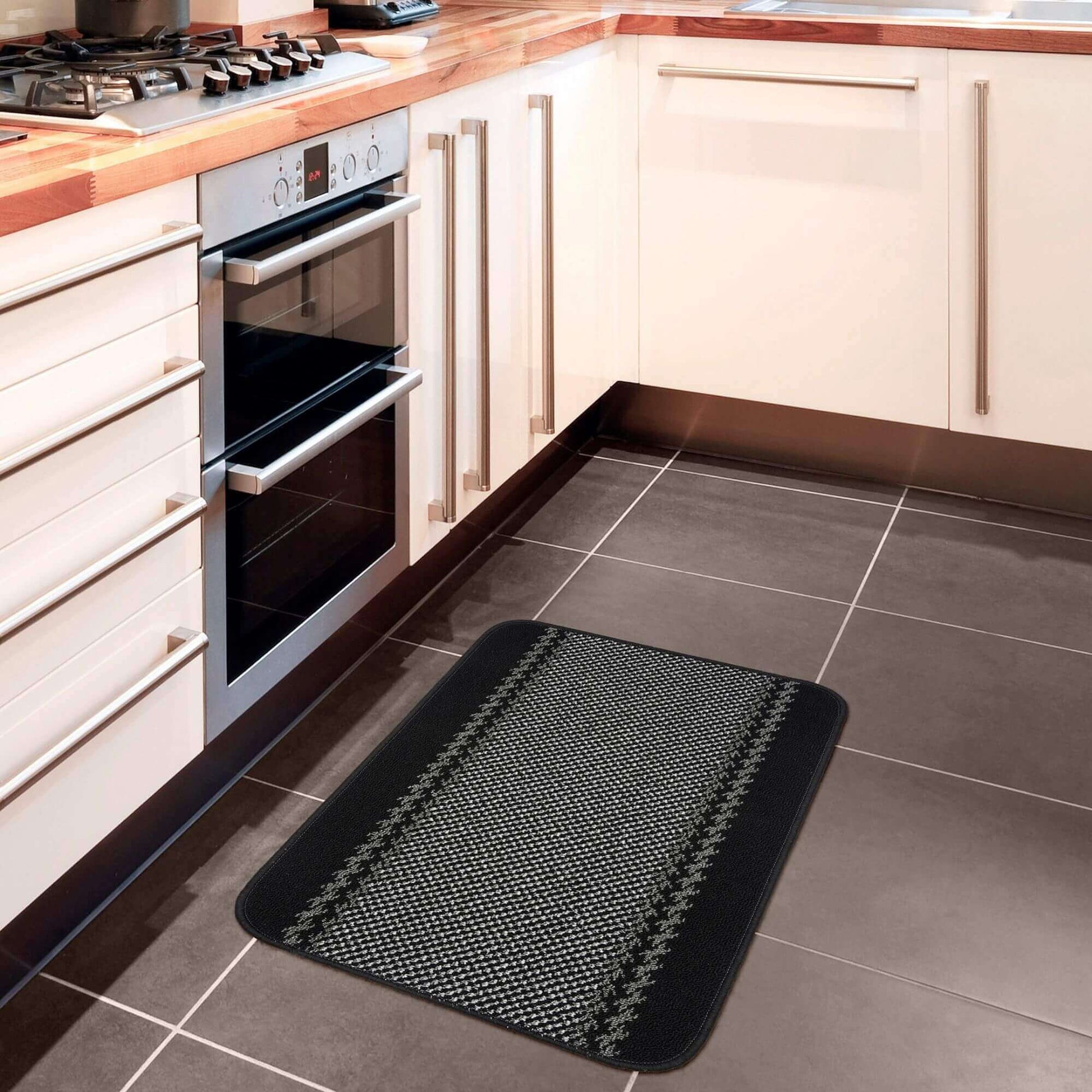 Washable Bordered Black Rug | 116Bl