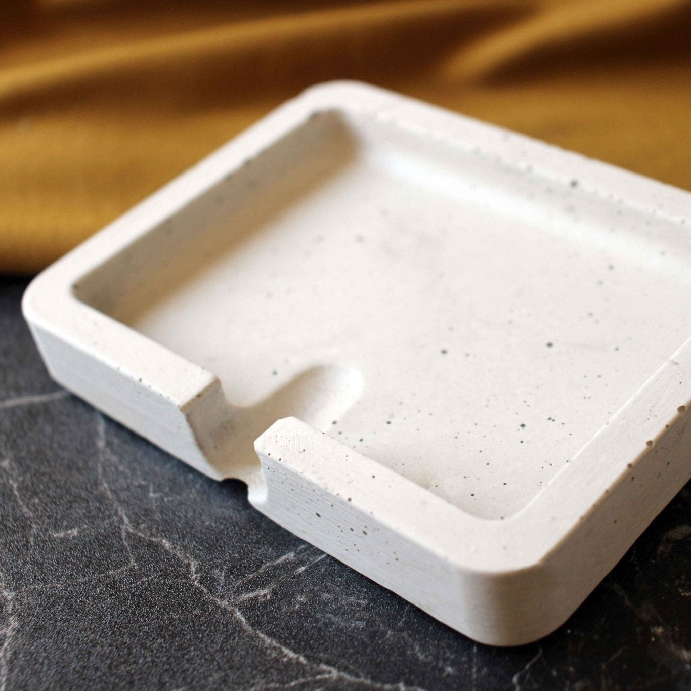 WHITE CONCRETE SOAP HOLDER