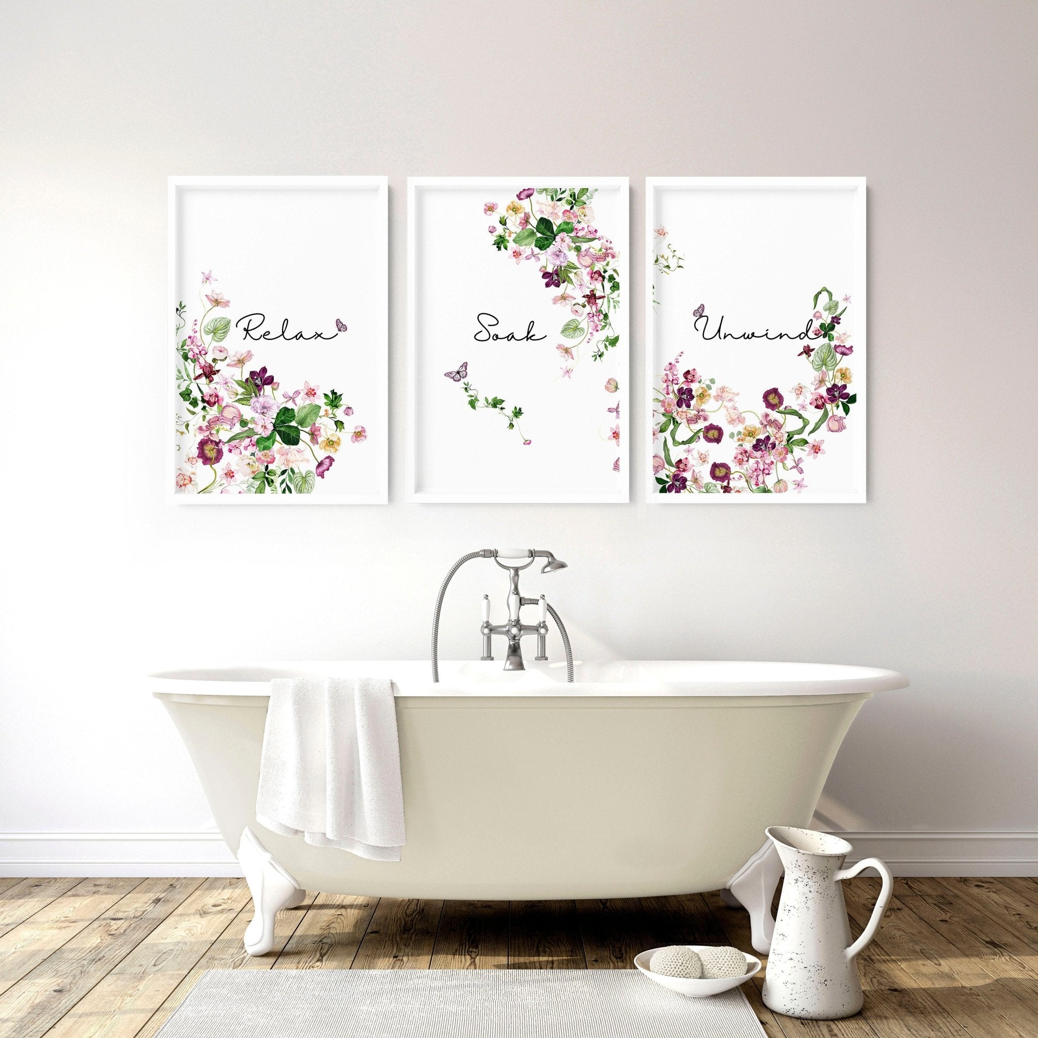 French Bathroom Art